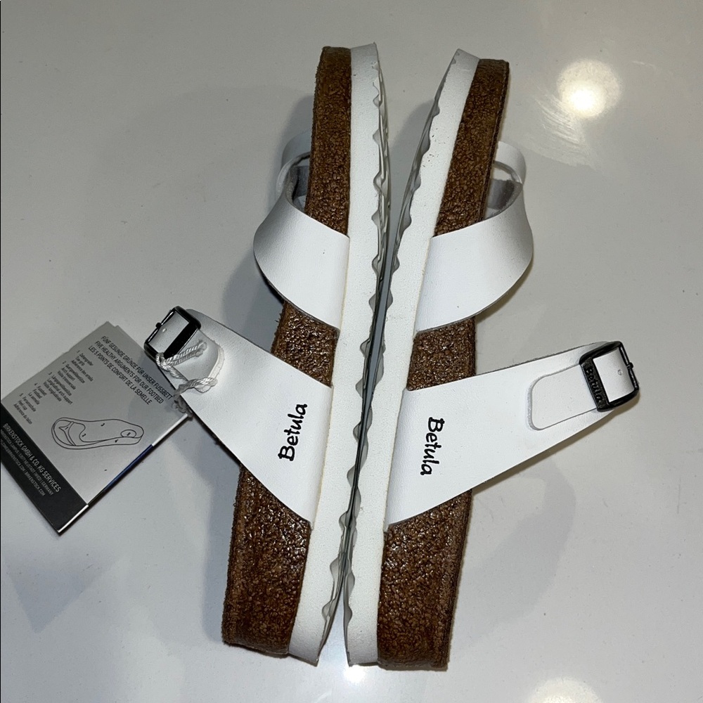 NWT Betula by BIRKENSTOCK White Mia Soft Bed Faux Leather Sandals Size 37 Narrow - Picture 5 of 8